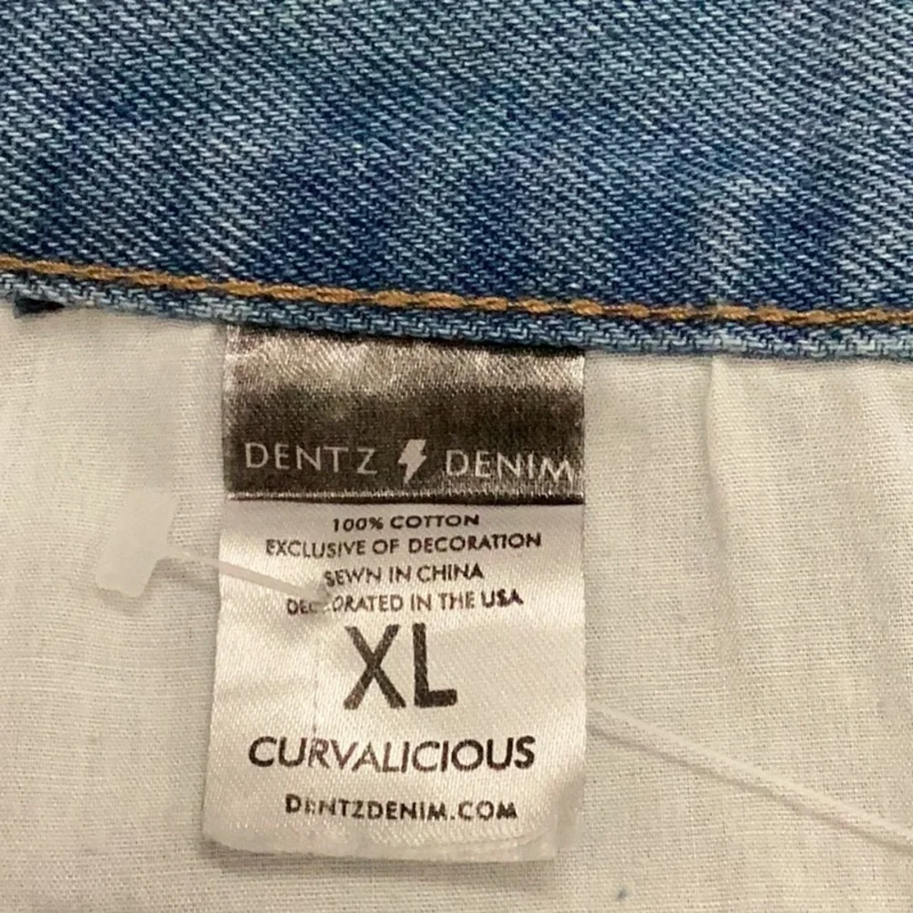 🦋NWOT Dentz Denim Size XLarge Fun Denim Shorts Closet Must Have 🦋